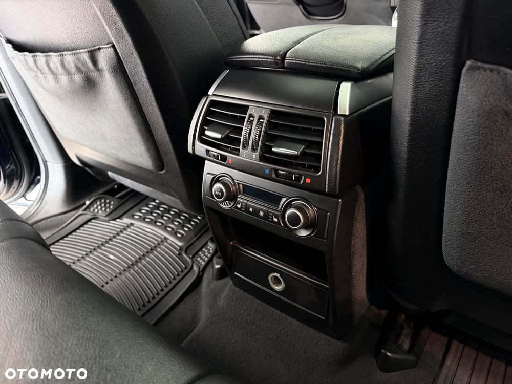 BMW X6 - 36