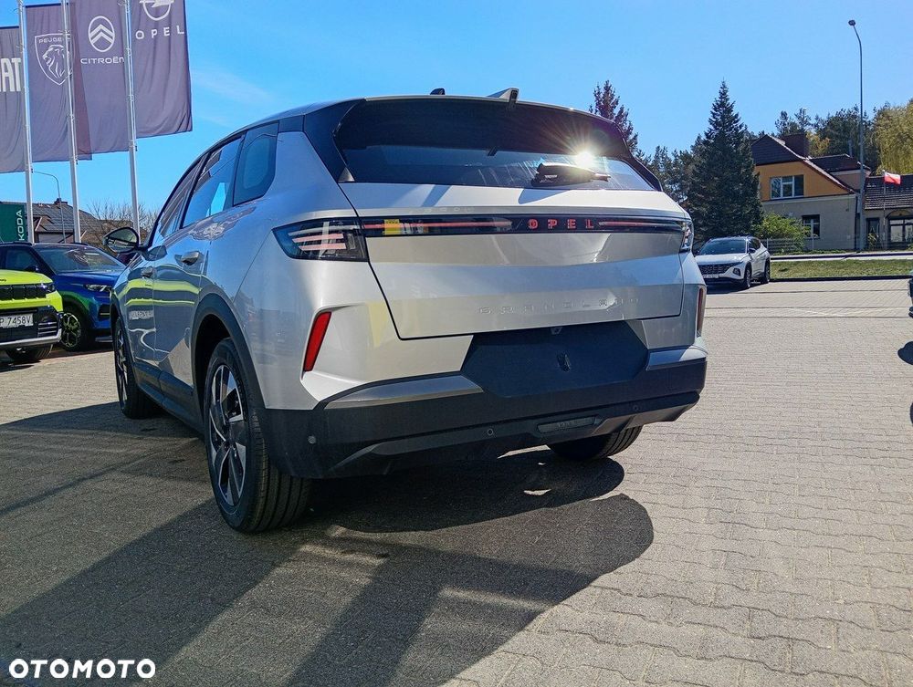 Opel Grandland - 9
