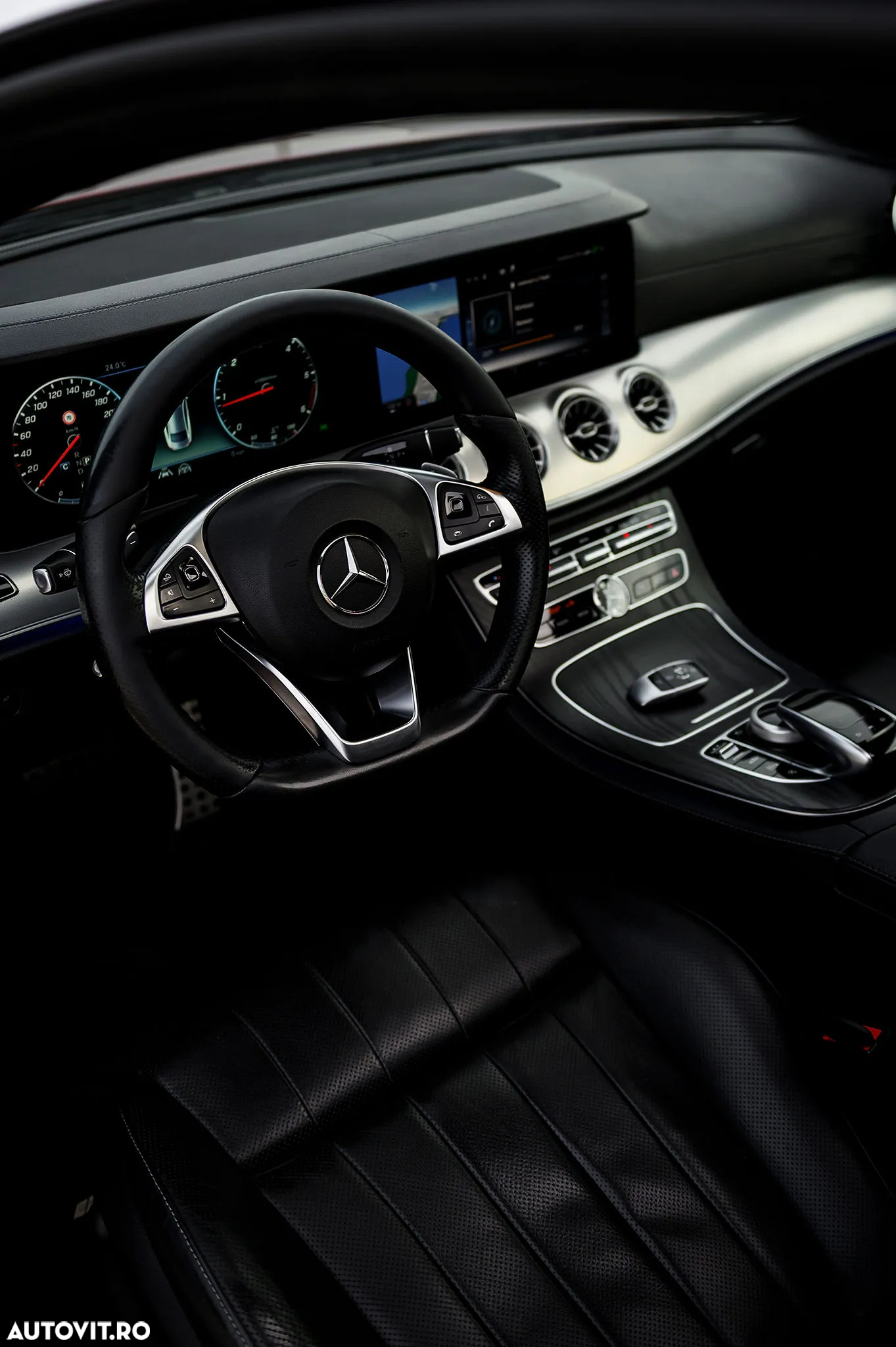 Mercedes-Benz E 220 d Coupe 9G-TRONIC AMG Line - 20