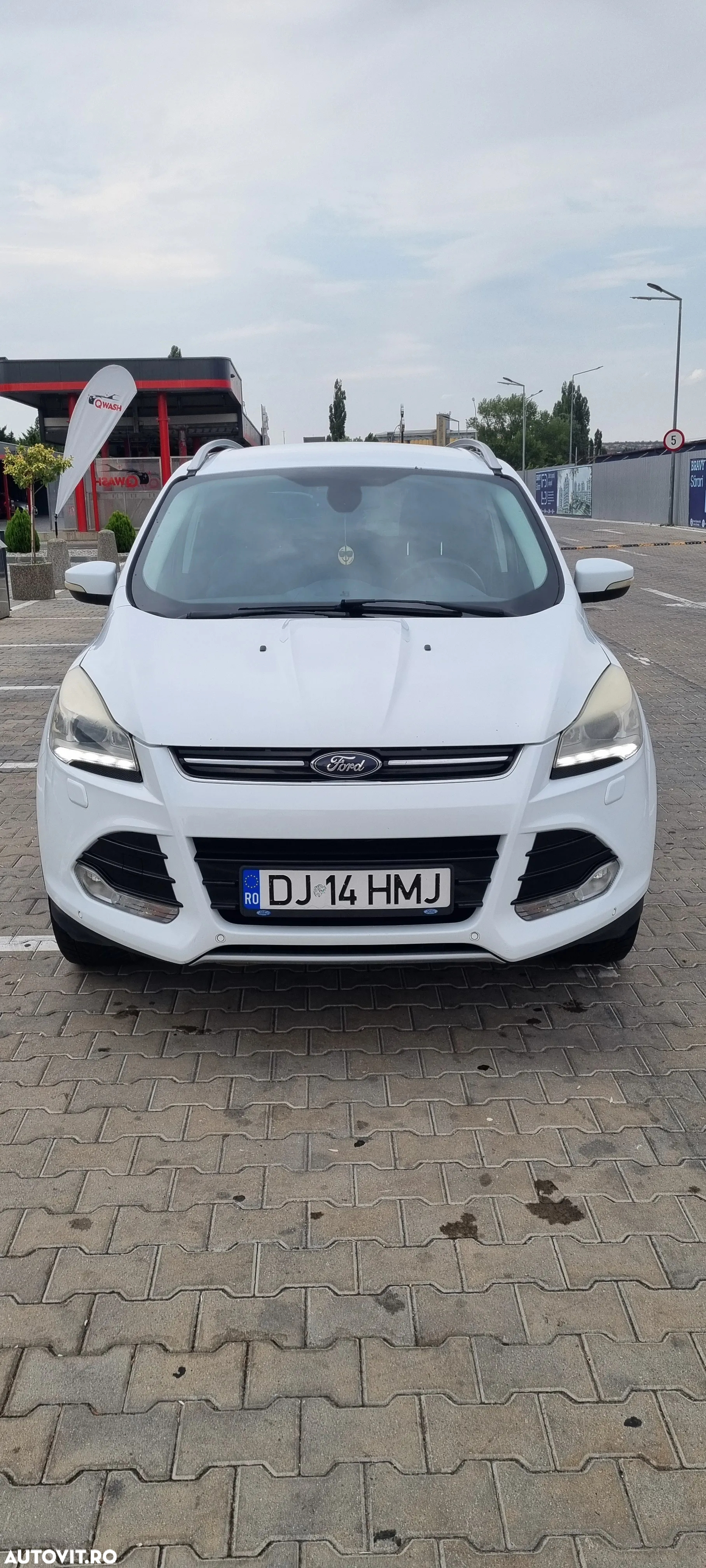 Ford Kuga 2.0 TDCi 4WD Powershift Titanium - 9
