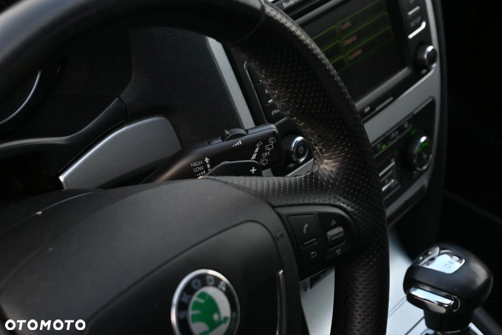 Skoda Octavia ver-1-2-tsi-sport-edition - 37