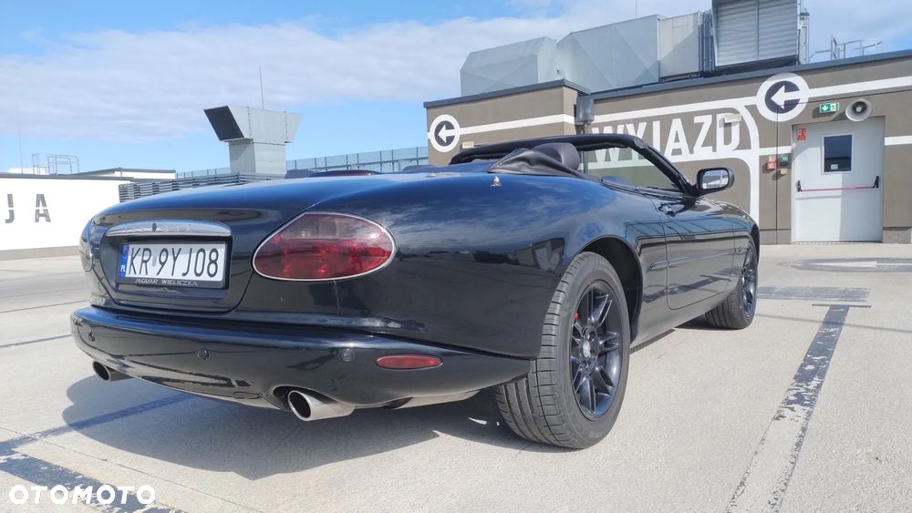 Jaguar XK - 24