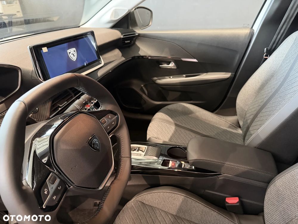 Peugeot 208 Allure - 5