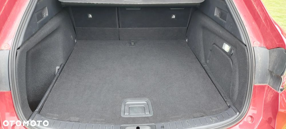 Toyota Corolla 2.0 Hybrid Executive - 19