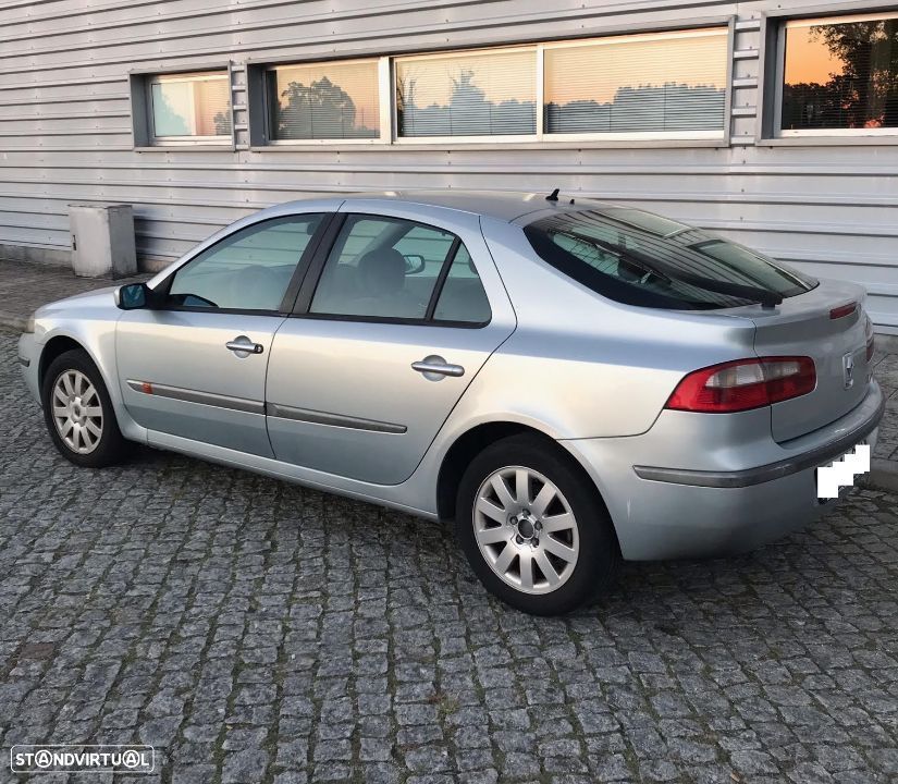 Renault Laguna II 1.9 DCi 2003 - Para Peças - 8
