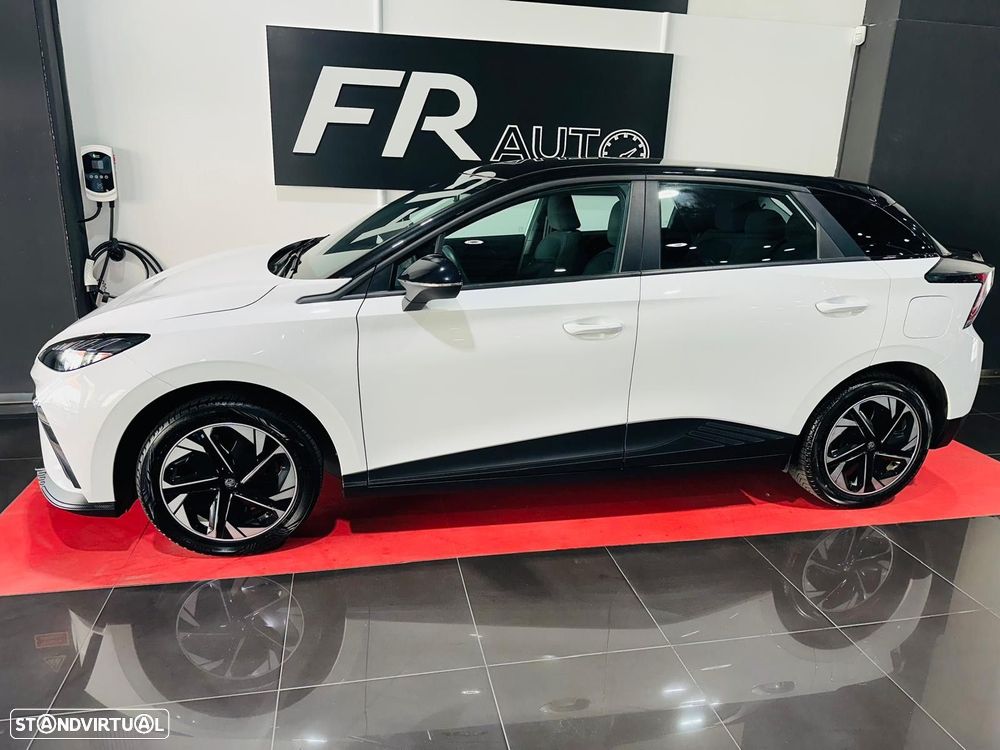 MG MG4 51 kWh Standard - 9