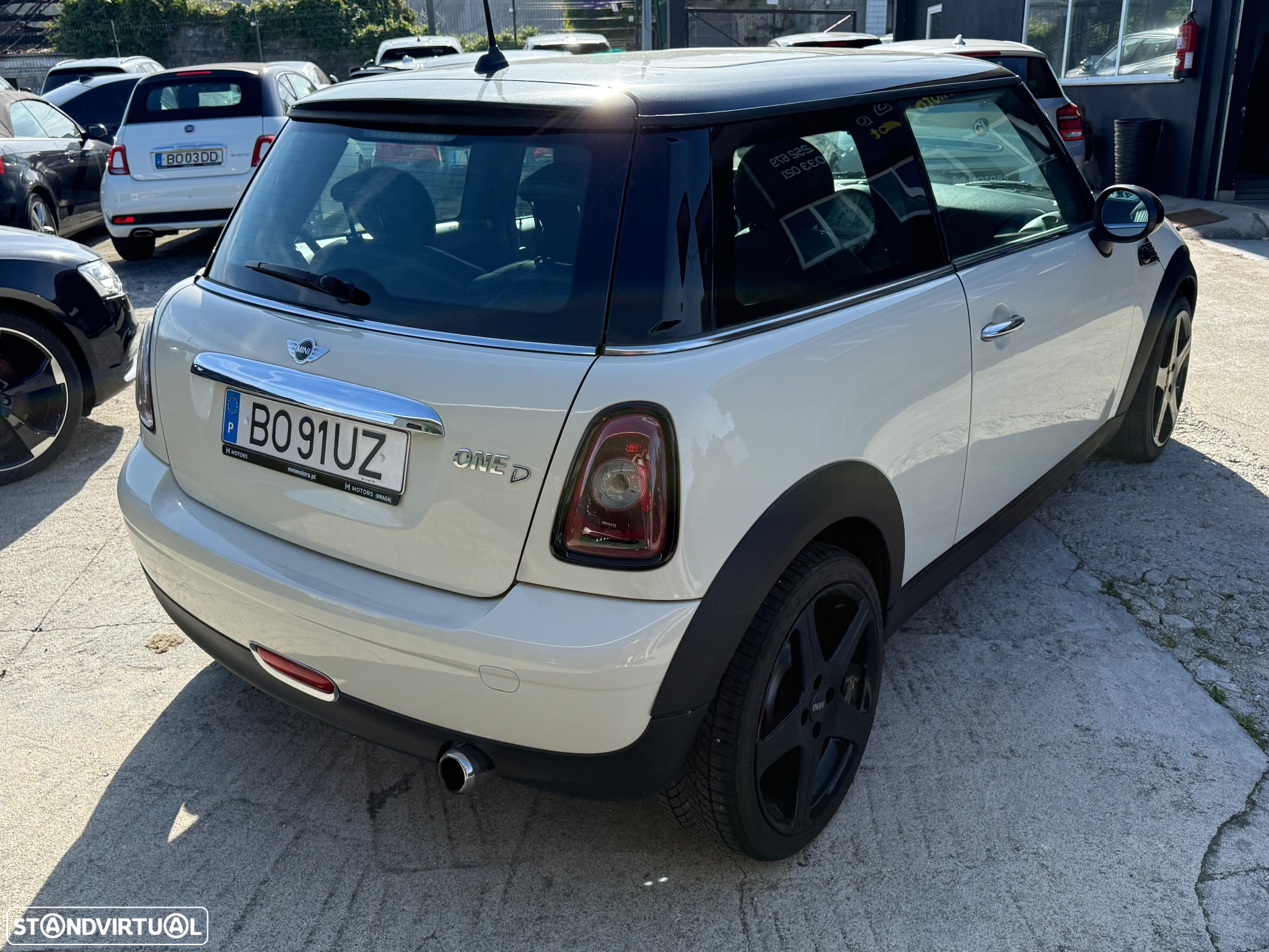 MINI 3 Portas Cooper D - 4