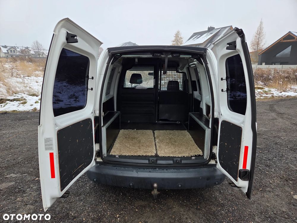 Volkswagen Caddy - 9