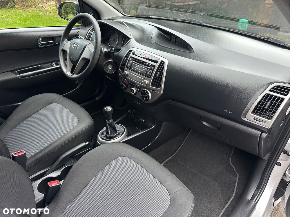 Hyundai i20 1.25 Classic + - 7