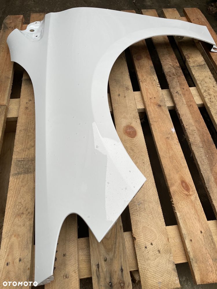 BŁOTNIK PRZÓD LEWY MERCEDES-BENZ W247 B KLASA A2478810900 BIAŁY W KOLOR - 8