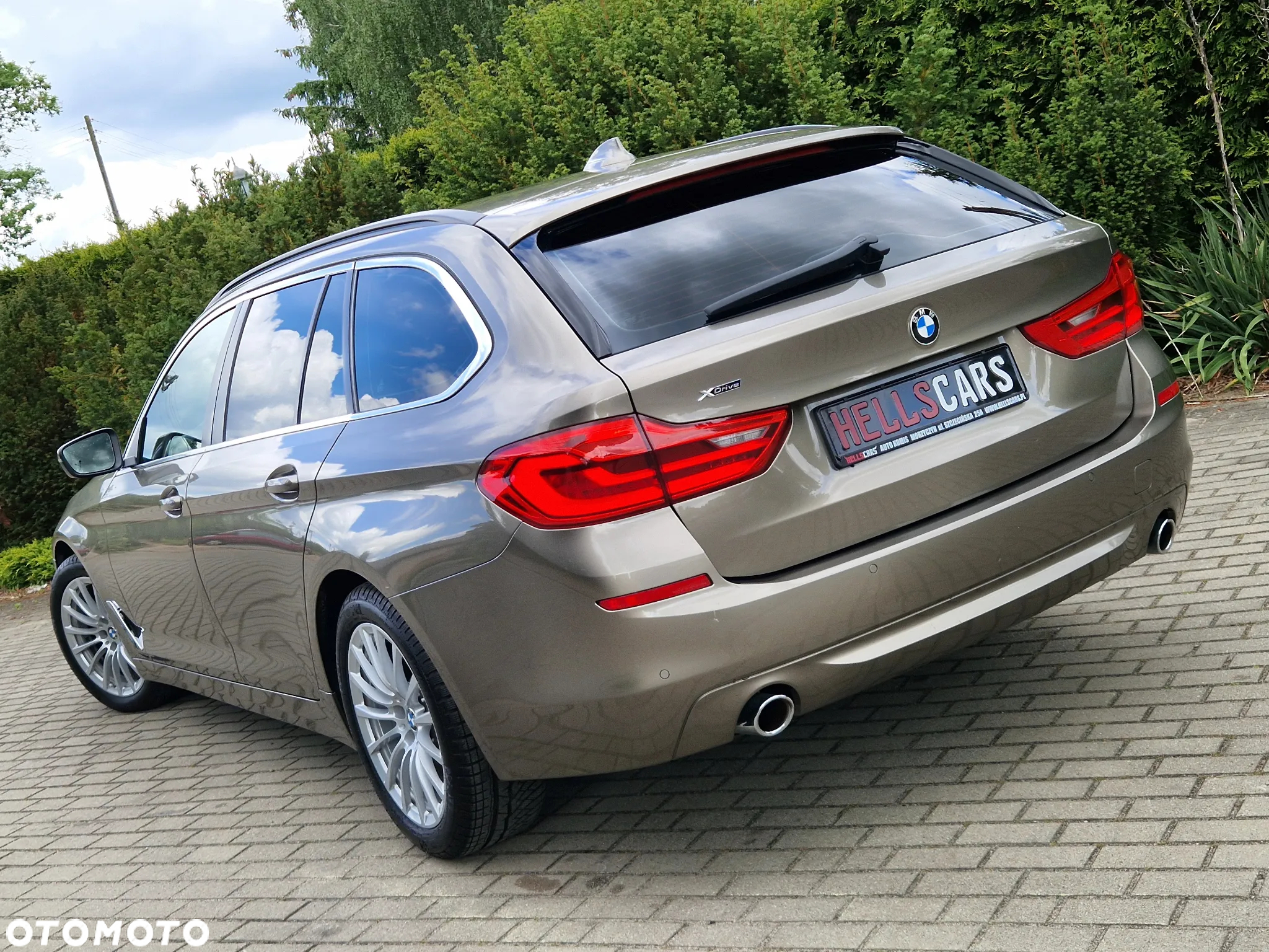 BMW Seria 5 520d xDrive Touring - 23