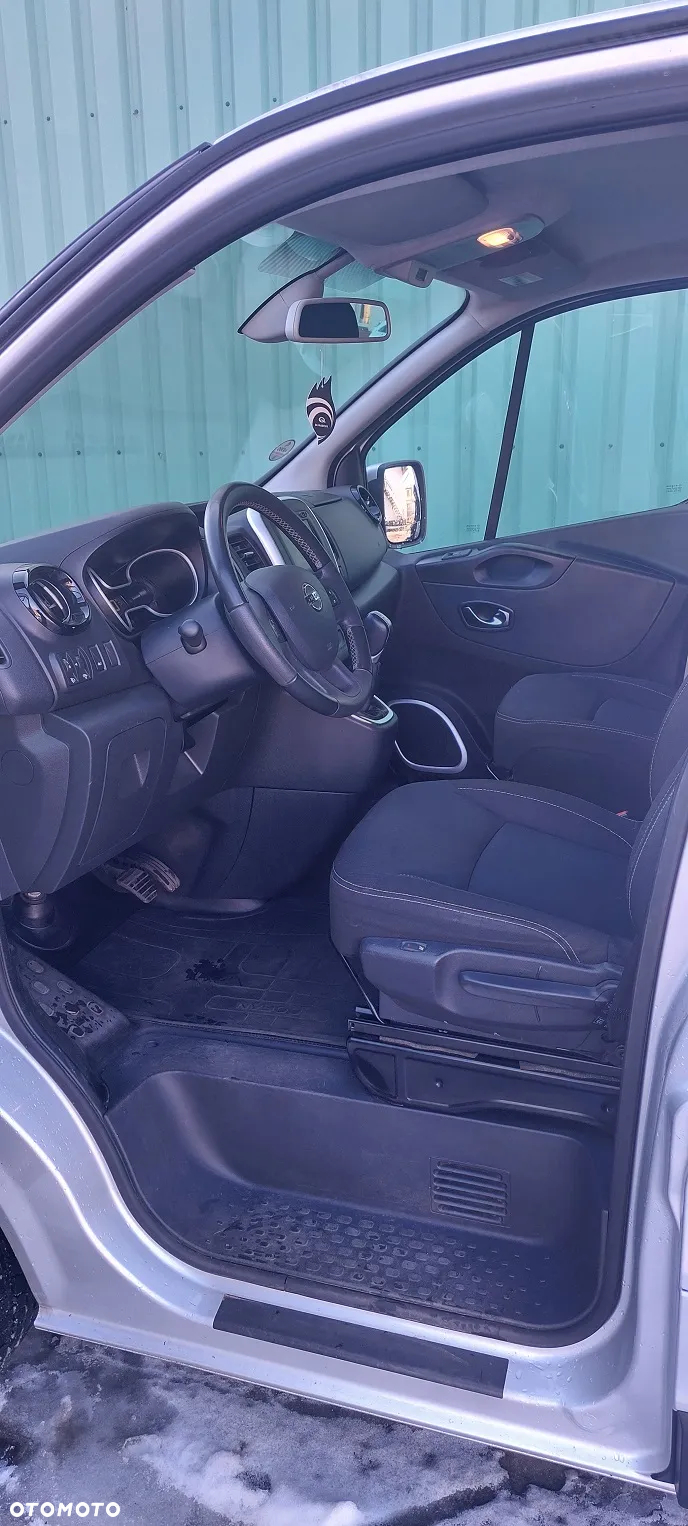 Renault Trafic - 11