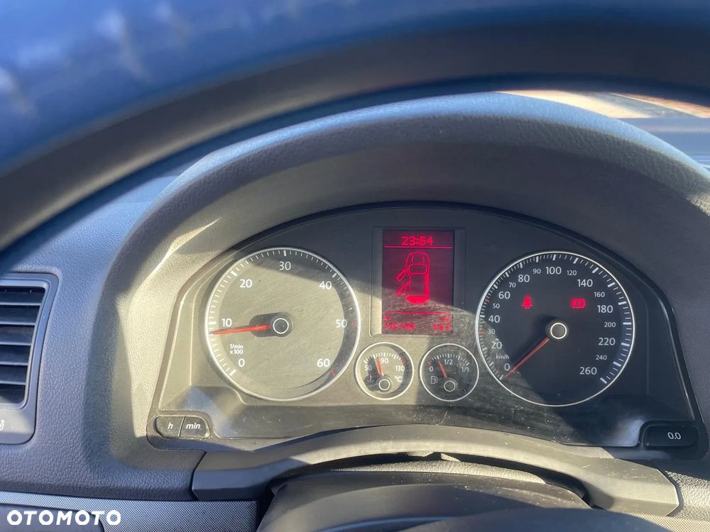 Volkswagen Golf - 15