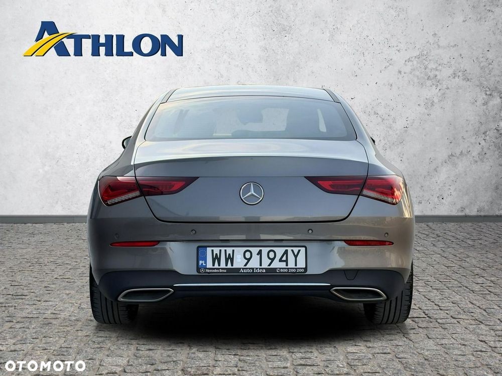 Mercedes-Benz CLA 180 7G-DCT - 4