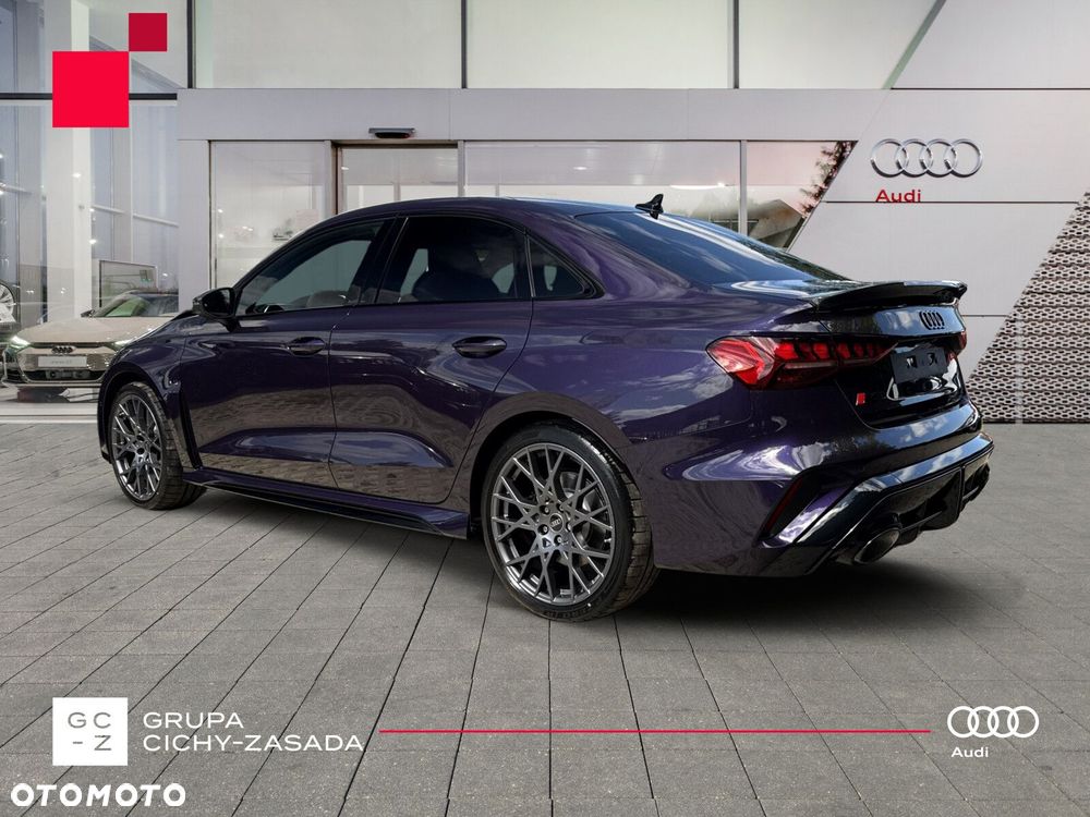 Audi RS3 Limousine TFSI Quattro S tronic - 4