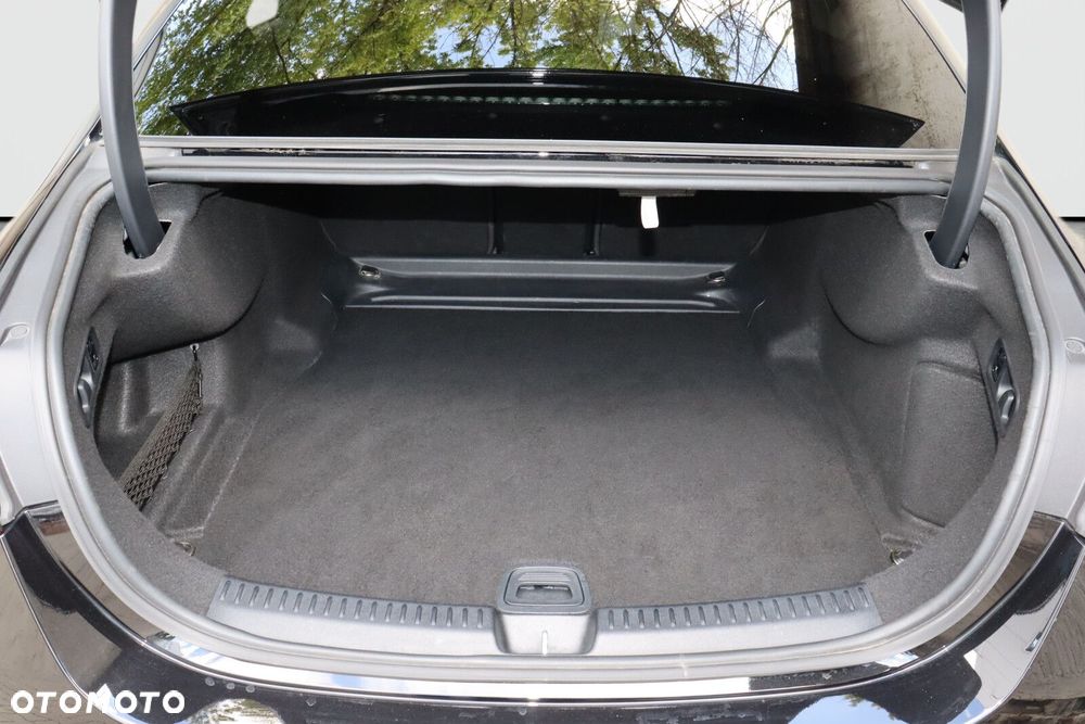Mercedes-Benz Klasa E 220 d mHEV 4-Matic AMG 9G-Tronic - 17