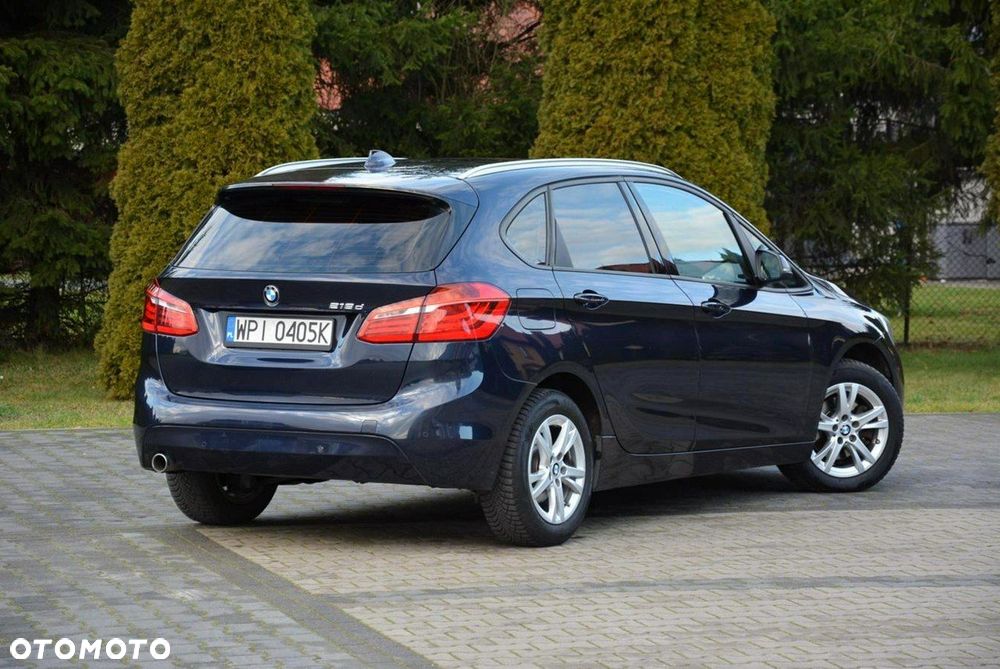 BMW Seria 2 218d - 6