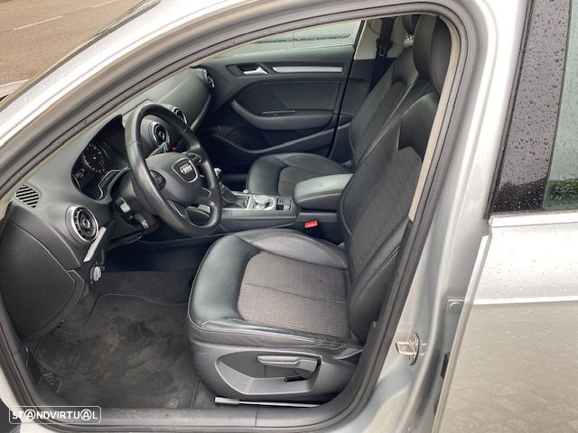 Audi A3 Sportback 1.6 TDI Ambiente - 4