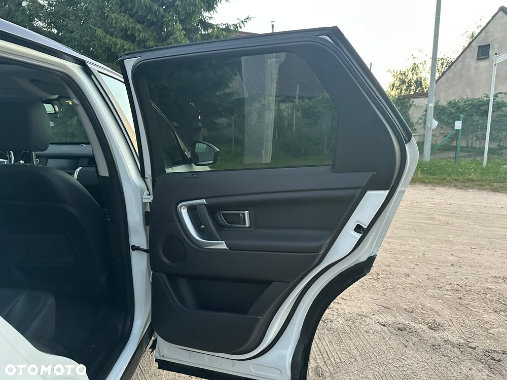 Land Rover Discovery Sport TD4 HSE - 30