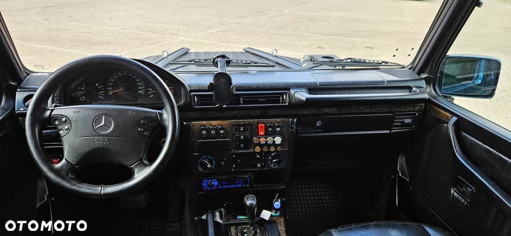 Mercedes-Benz Klasa G 300 TD - 9