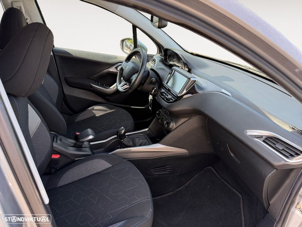 Peugeot 2008 1.6 BlueHDi Style - 15