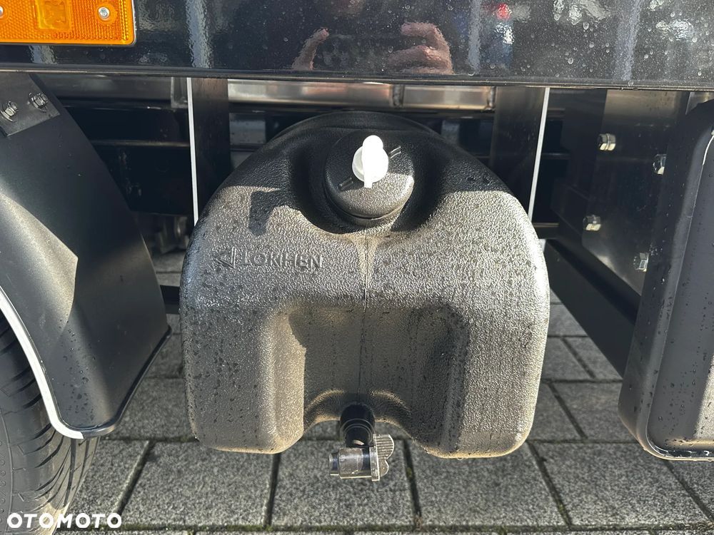 Mercedes-Benz Sprinter - 39