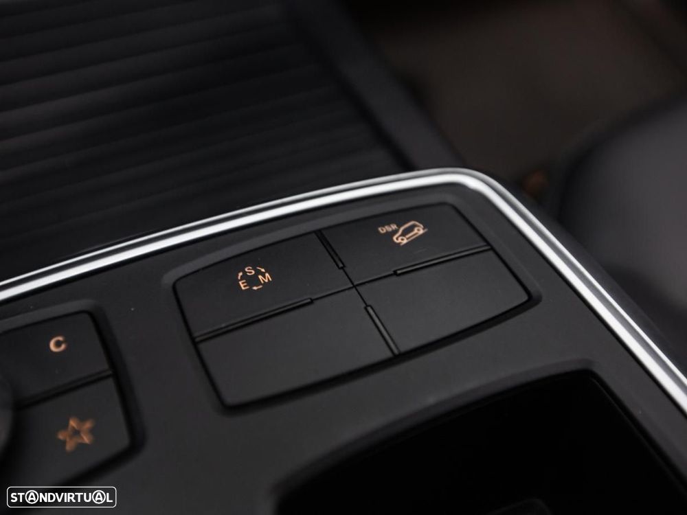 Mercedes-Benz ML 250 - 23