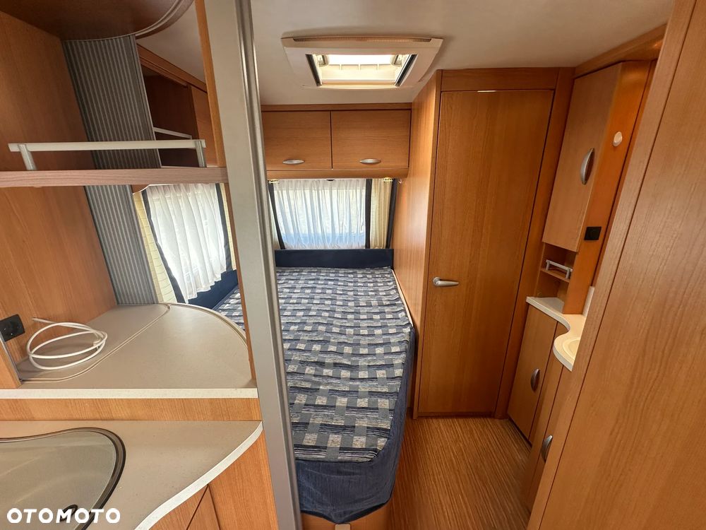 KNAUS SPORT 450 z przedsionkiem Isabella i napędem. 1300 kg !! - 24