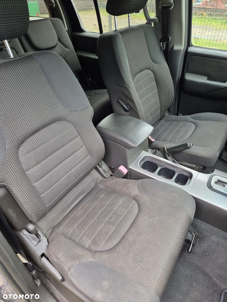 Nissan Pathfinder 2.5 dCi Elegance - 10