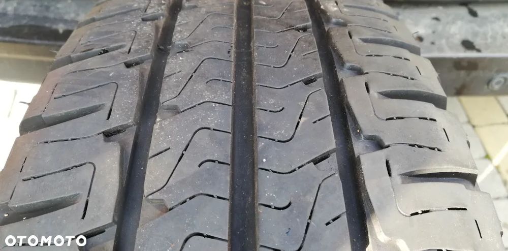 225/75/16 C michelin agilis camping - 3