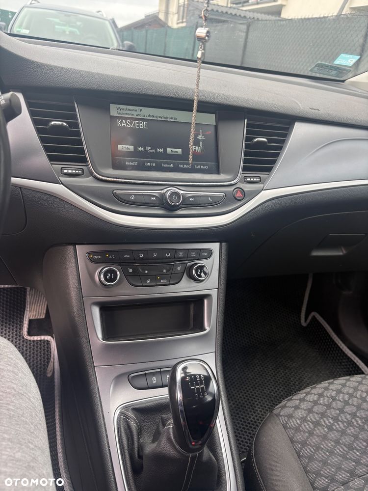 Opel Astra 1.6 CDTI Dynamic - 8