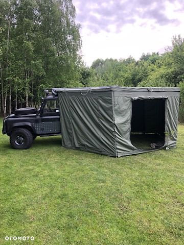 Land Rover Defender - 20