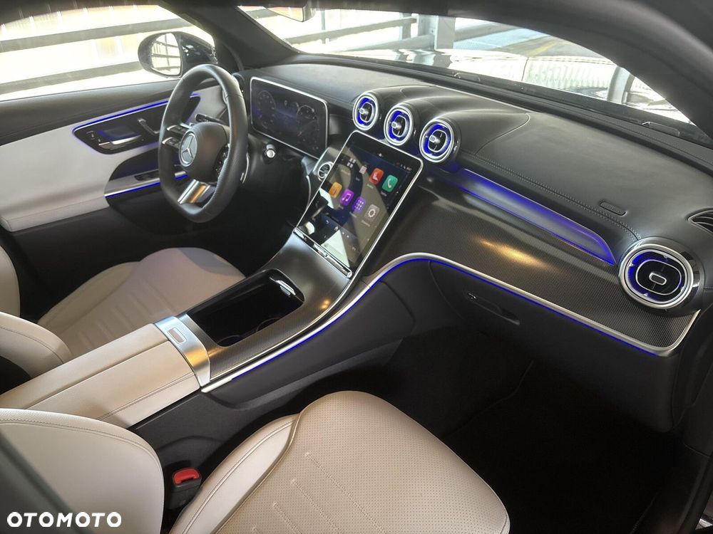 Mercedes-Benz GLC - 17