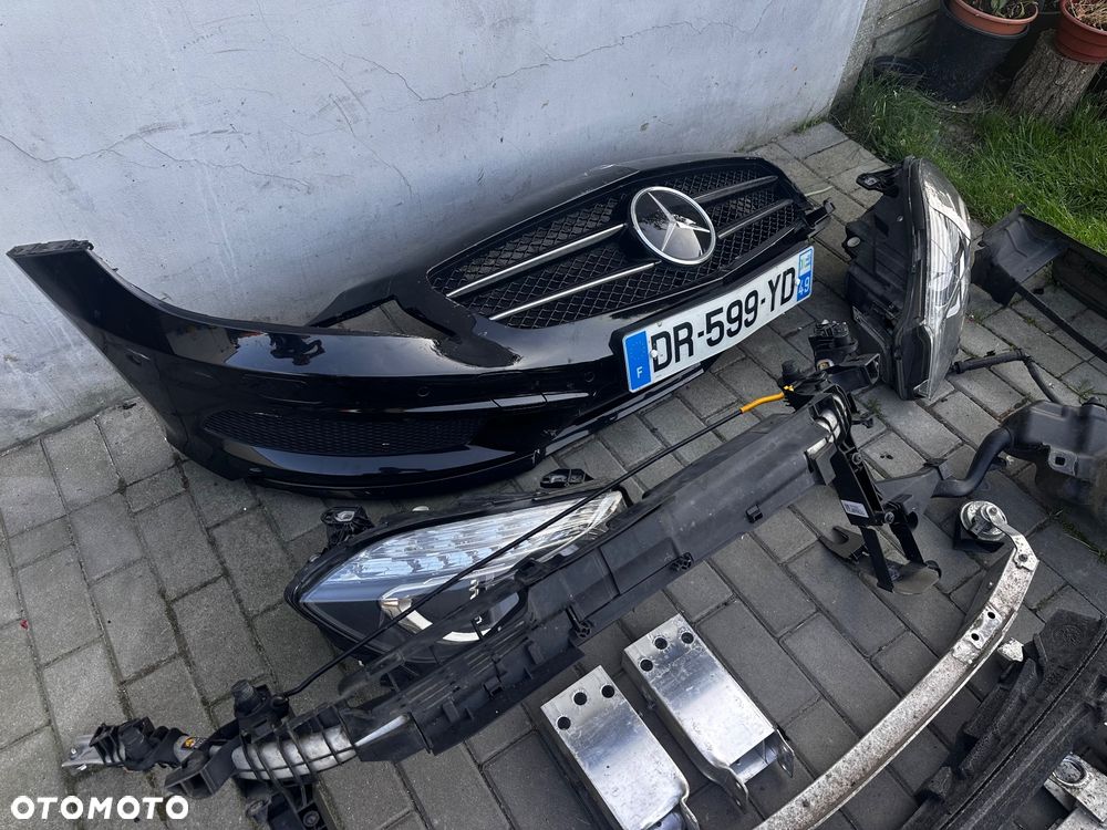 Mercedes-Benz Klasa A 200 CDI AMG Line - 39