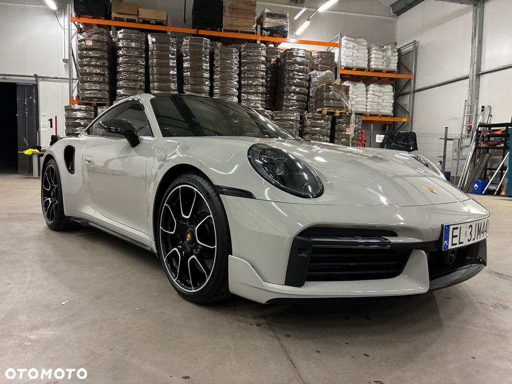 Porsche 911 Turbo - 2