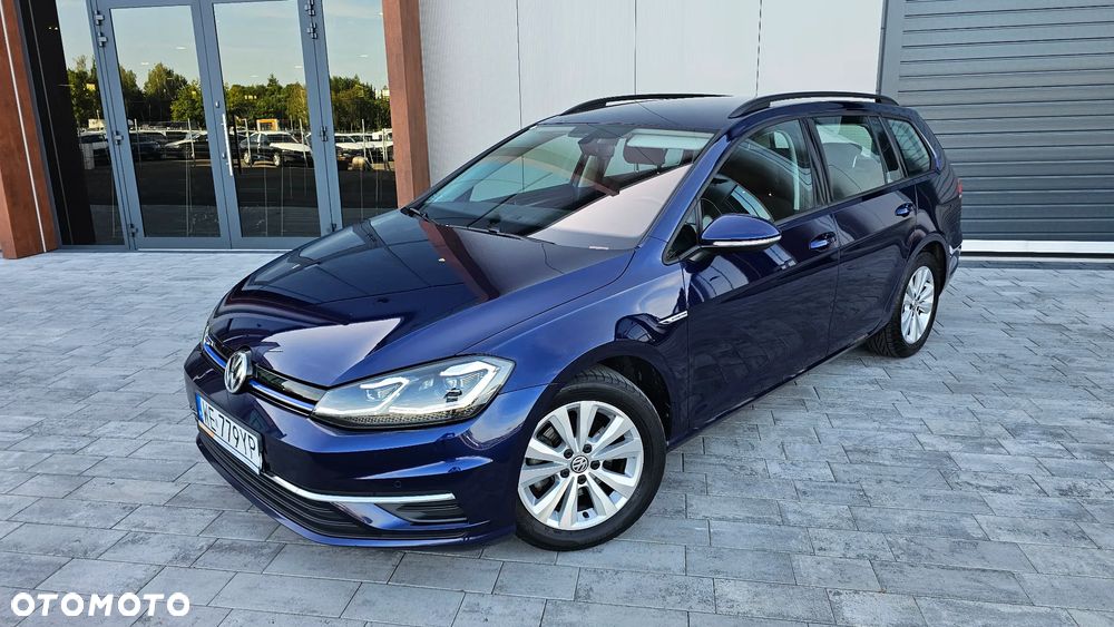 Volkswagen Golf 1.5 TSI BMT Comfortline - 1