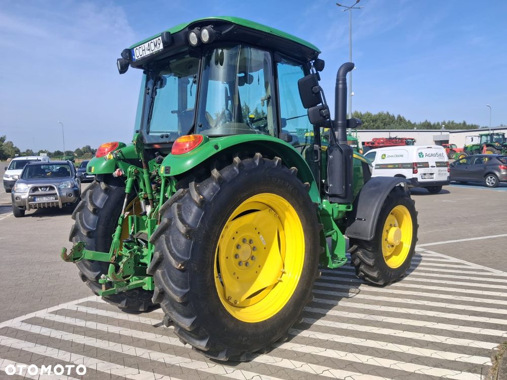 John Deere 5100M - 4