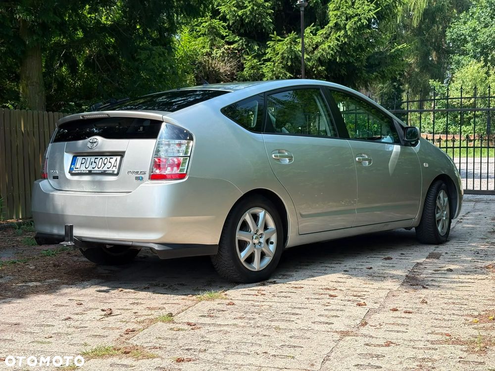 Toyota Prius - 21