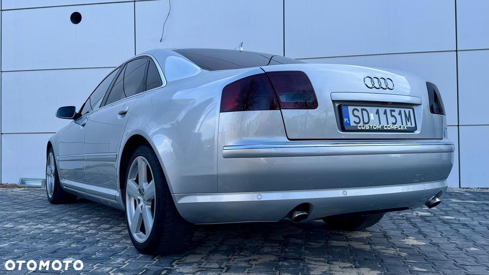 Audi A8 2006 photo 2