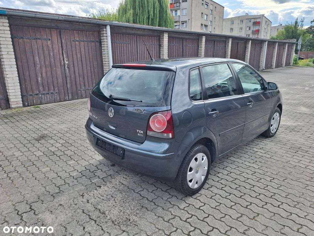 Volkswagen Polo - 3