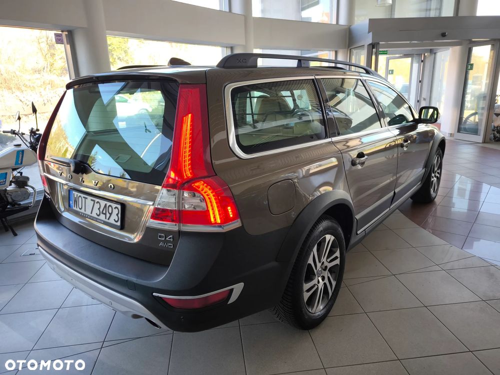 Volvo XC 70 D4 AWD Summum - 5