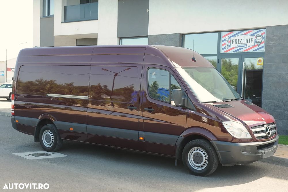 Mercedes-Benz Sprinter - 10
