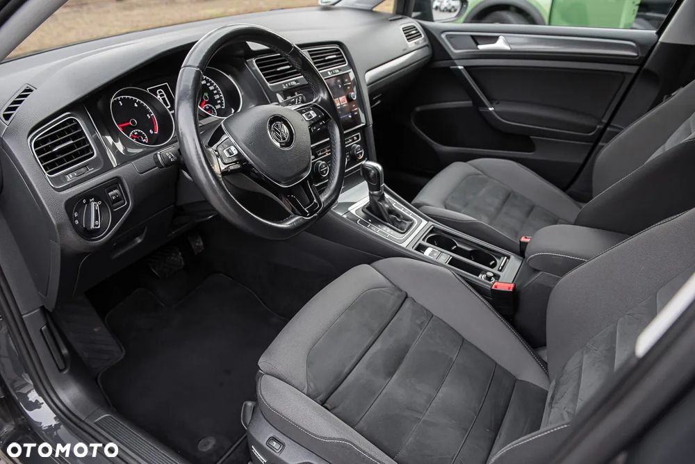 Volkswagen Golf 1.6 TDI DSG Join - 6