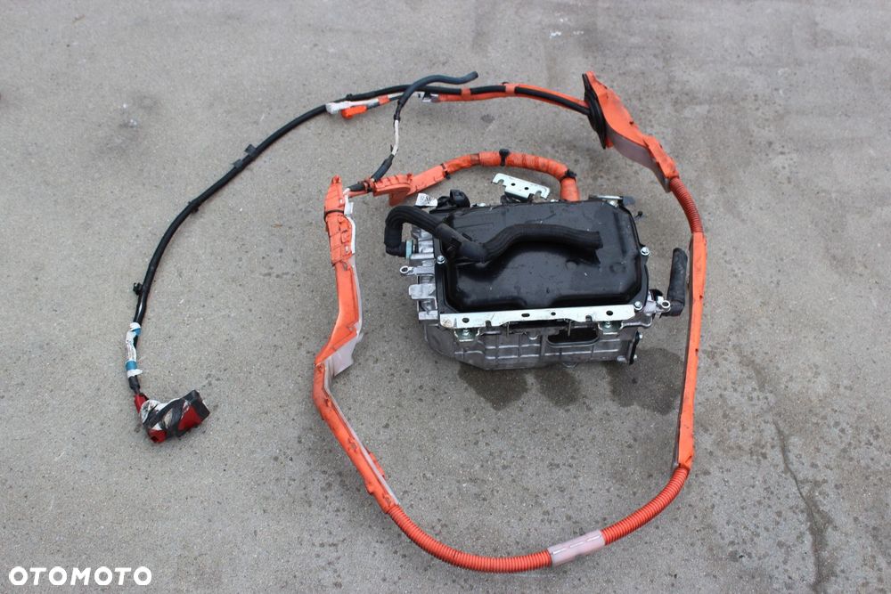 Konwenter Inwerter Toyota Yaris III Lift - 1