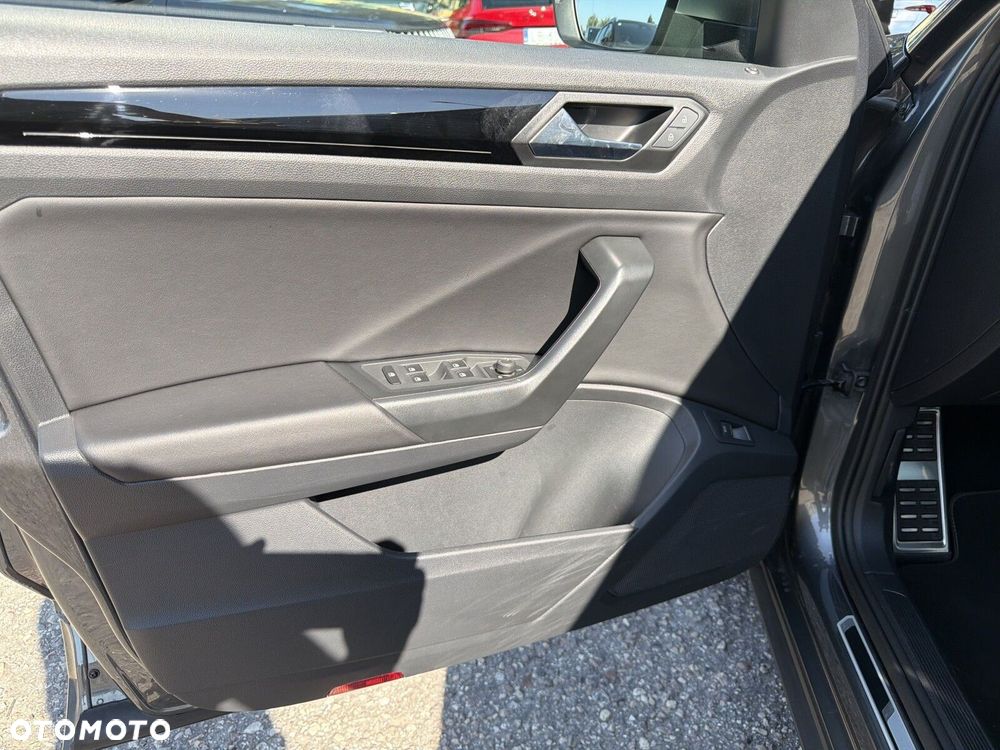 Volkswagen T-Roc 2.0 TSI 4Motion R DSG - 12