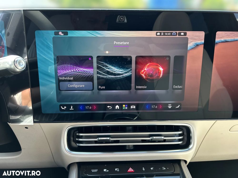 Mercedes-Benz GLB 220 4MATIC - 23