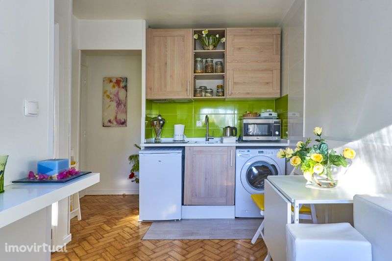 Lindo Studio Novo T1 junto padaria portuguesa e metro - Grande imagem: 4/14