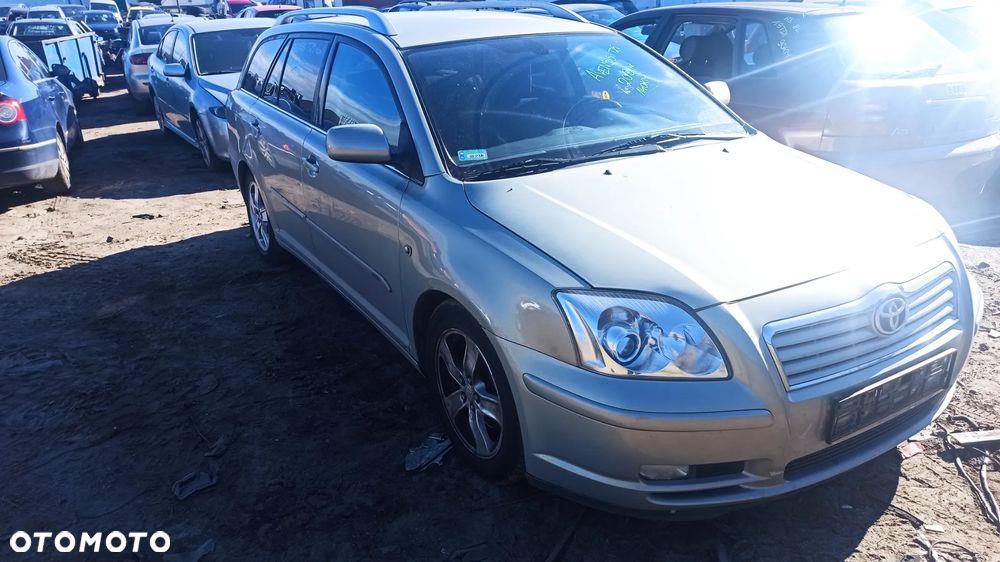 TOYOTA AVENSIS T25 2.0 BENZYNA 140KM - 6