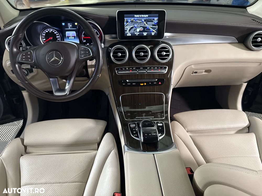 Mercedes-Benz GLC 220 d 4MATIC - 10