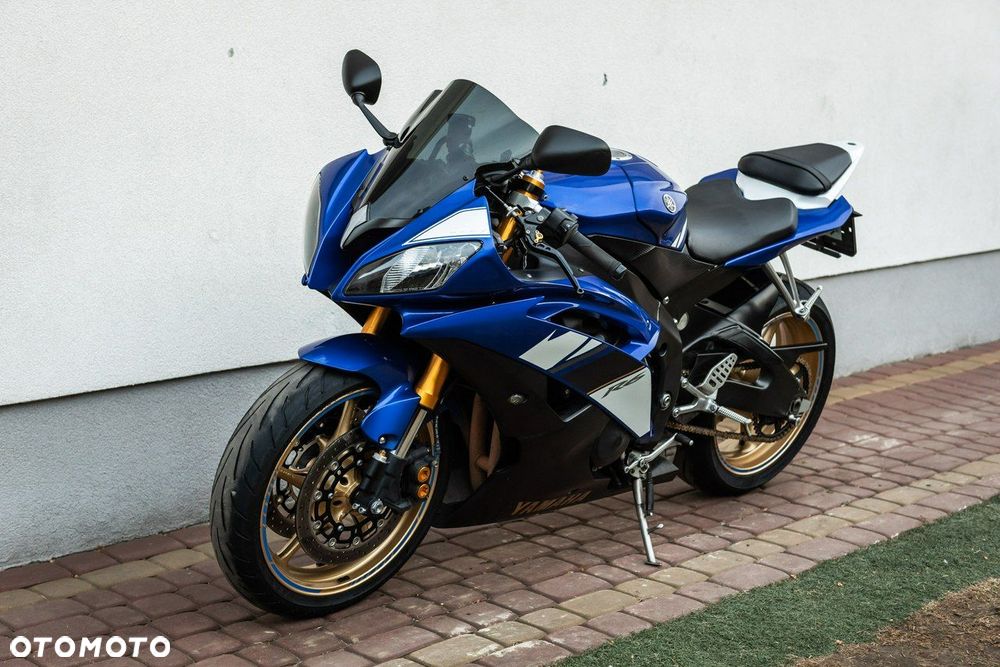 Yamaha R6 - 7
